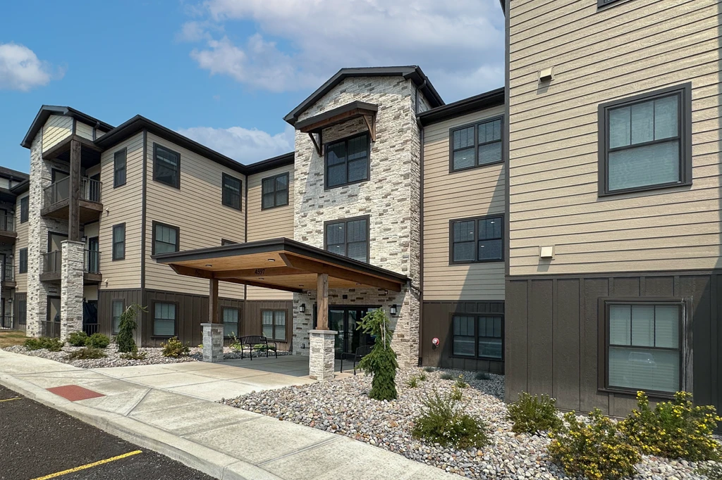 David's Landing Apartments Front Entrance