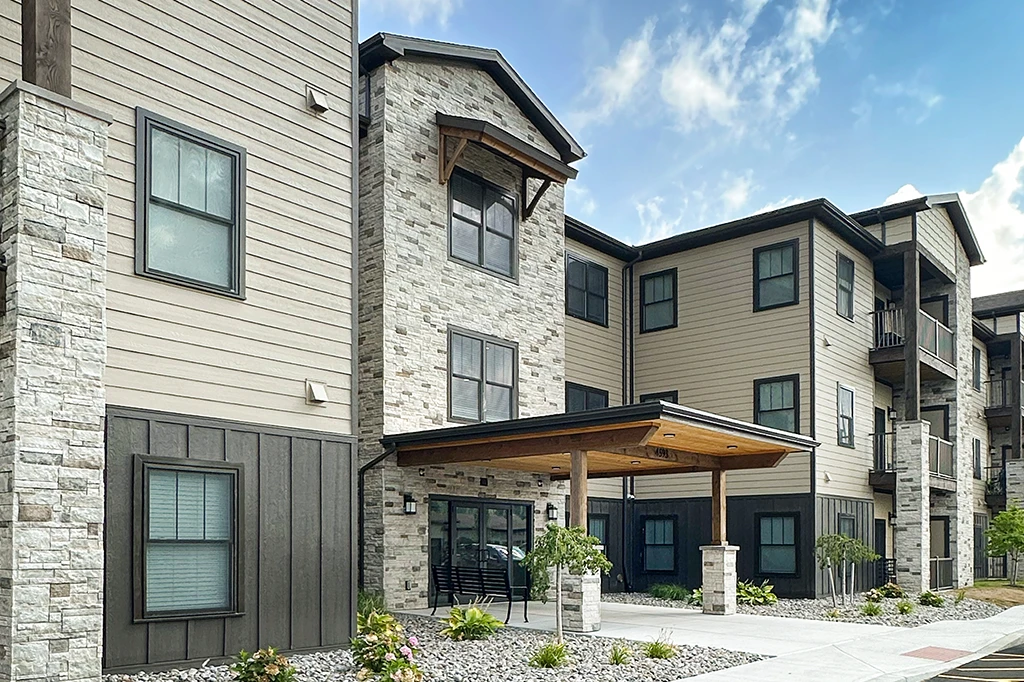 David's Landing Apartments Front Entrance